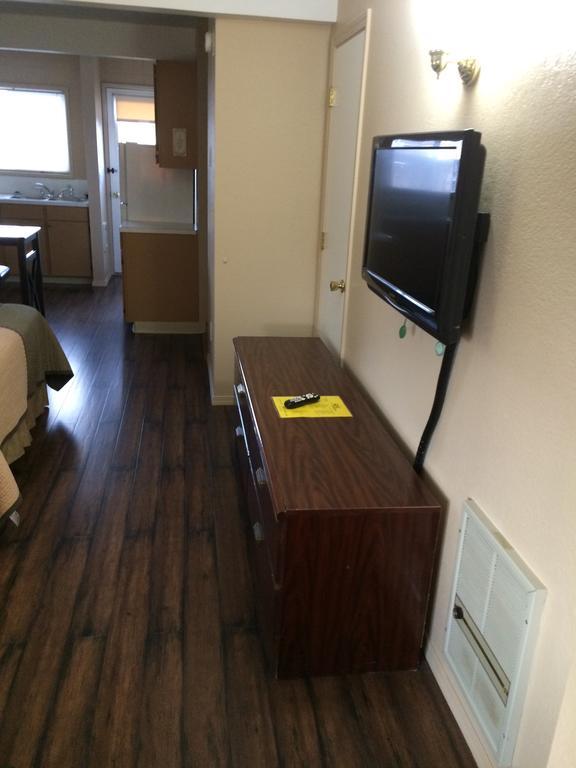 Townhouse Inn & Suites Klamath Falls Exterior foto
