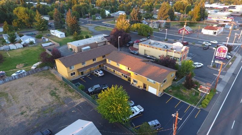 Townhouse Inn & Suites Klamath Falls Exterior foto