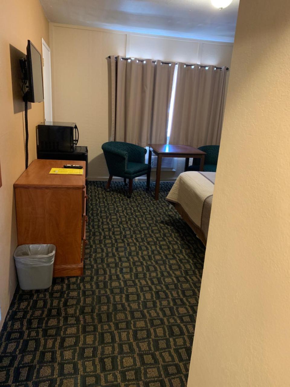 Townhouse Inn & Suites Klamath Falls Exterior foto