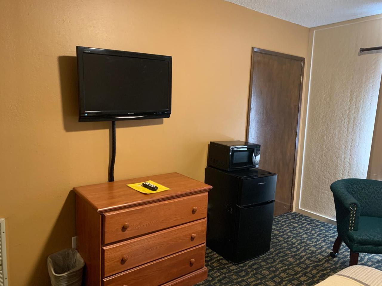 Townhouse Inn & Suites Klamath Falls Exterior foto